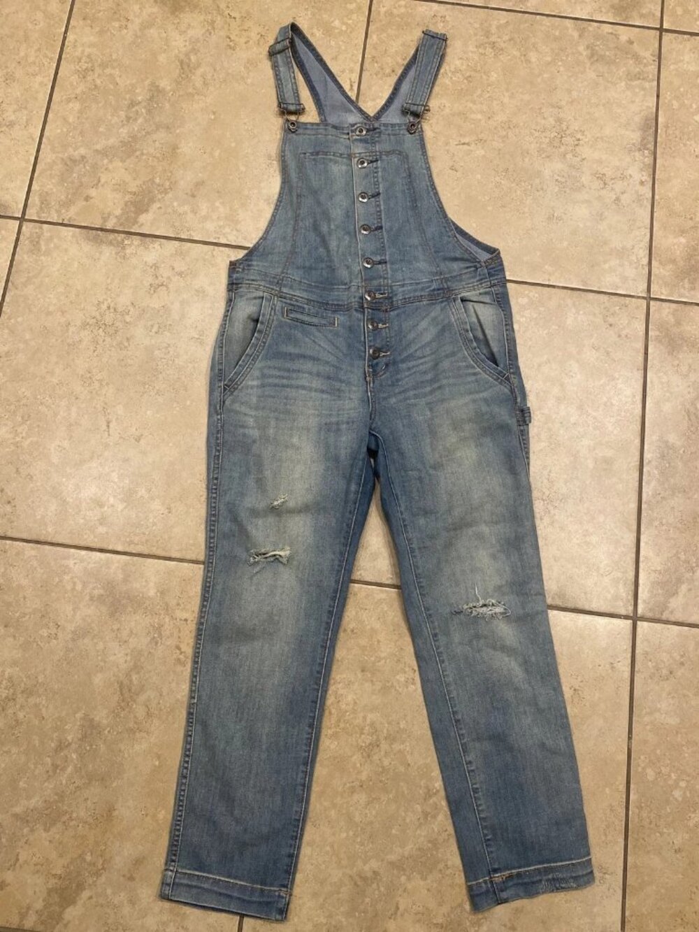Free People High Roller Denim Overalls Distressed Sz 28” Waist US Sz 6 - Picture 5 of 16